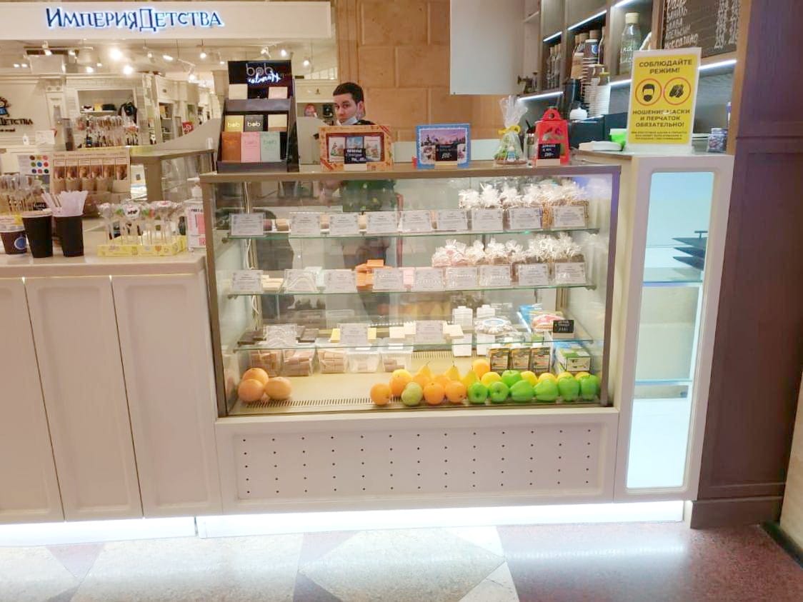 Кондитерская витрина CARBOMA ВХСв‑0,6д CUBE STANDARD ЛЮКС (KC70 VV 0,6‑1) 